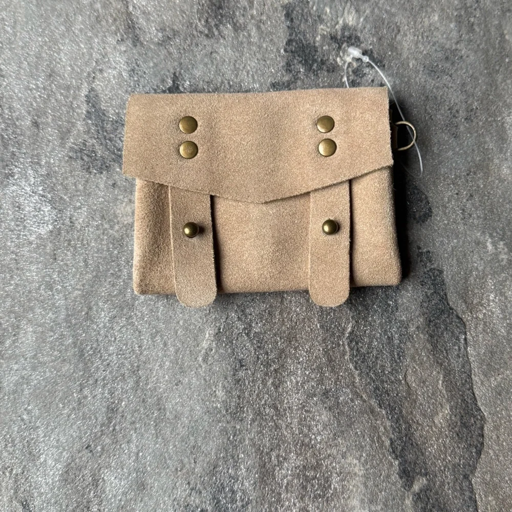 New🌟 Free People -Mini Eva Wallet in Beige Suede